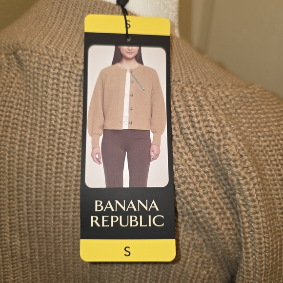 Banana Republic Beige Cardigan and Skirt Ensemble - Picture 3 of 3